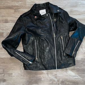 ✨EUC✨ 🏍 Moto Jacket, black 100% leather lined sz small 🏍🏁